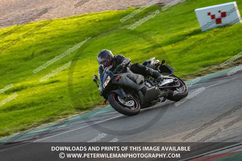donington no limits trackday;donington park photographs;donington trackday photographs;no limits trackdays;peter wileman photography;trackday digital images;trackday photos